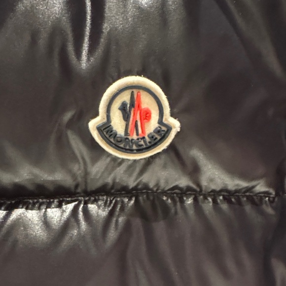 Moncler Women's Shiny Black Puffer Vest - Picture 3 of 9